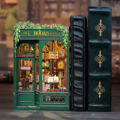 Mini Owl Bookstore